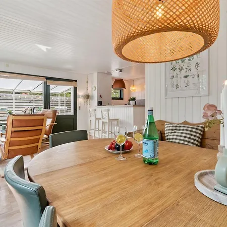 Ellinor - 300m From The Sea By Interhome Nyaraló *