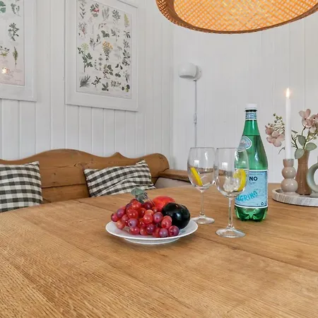 Ellinor - 300m From The Sea By Interhome Nyaraló